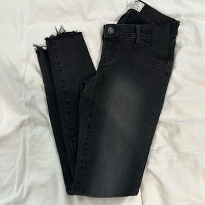 GAP Favorite maternity jegging 25